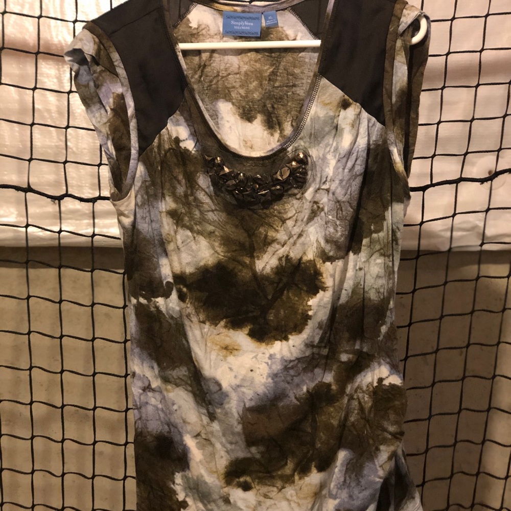 Simply Vera blouse